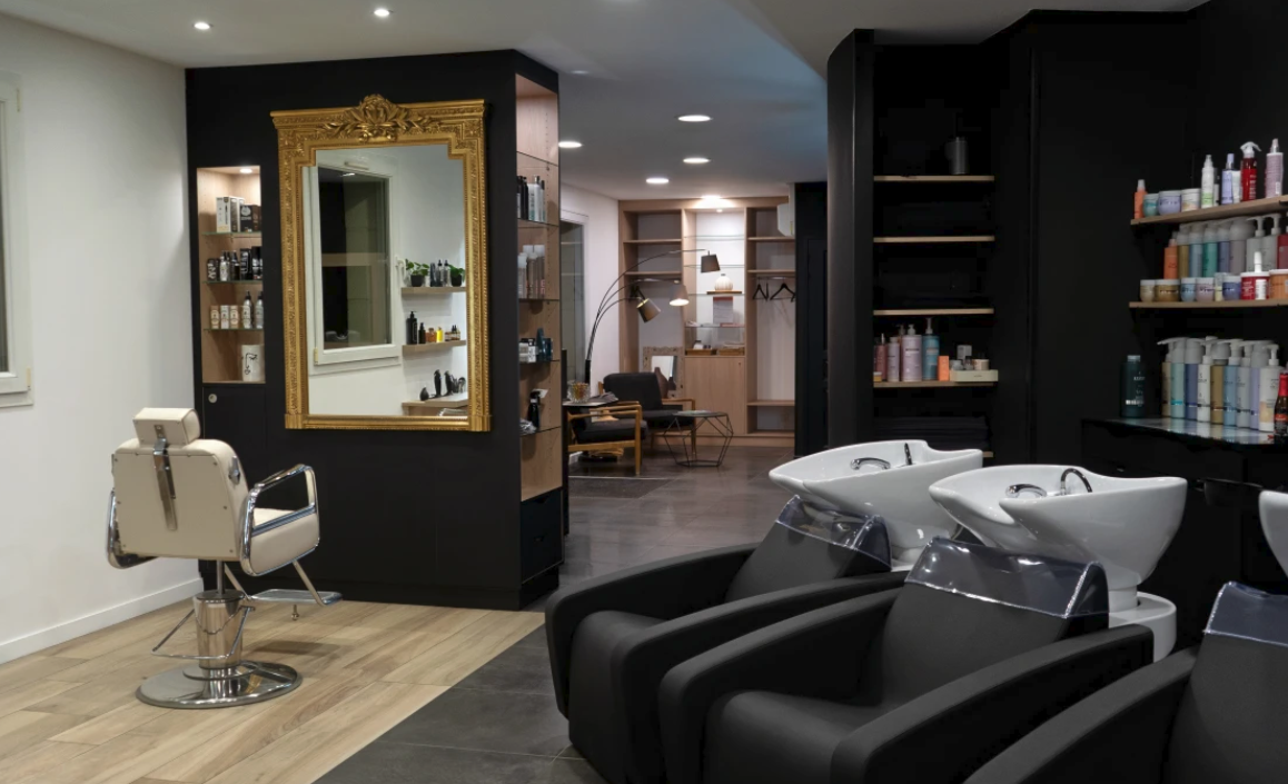 Salon Ainoa Coiffure 2